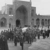 آیت الله بروجردی: هیچ کس حق ندارد برای تشییع جنازه بیرون بیاید