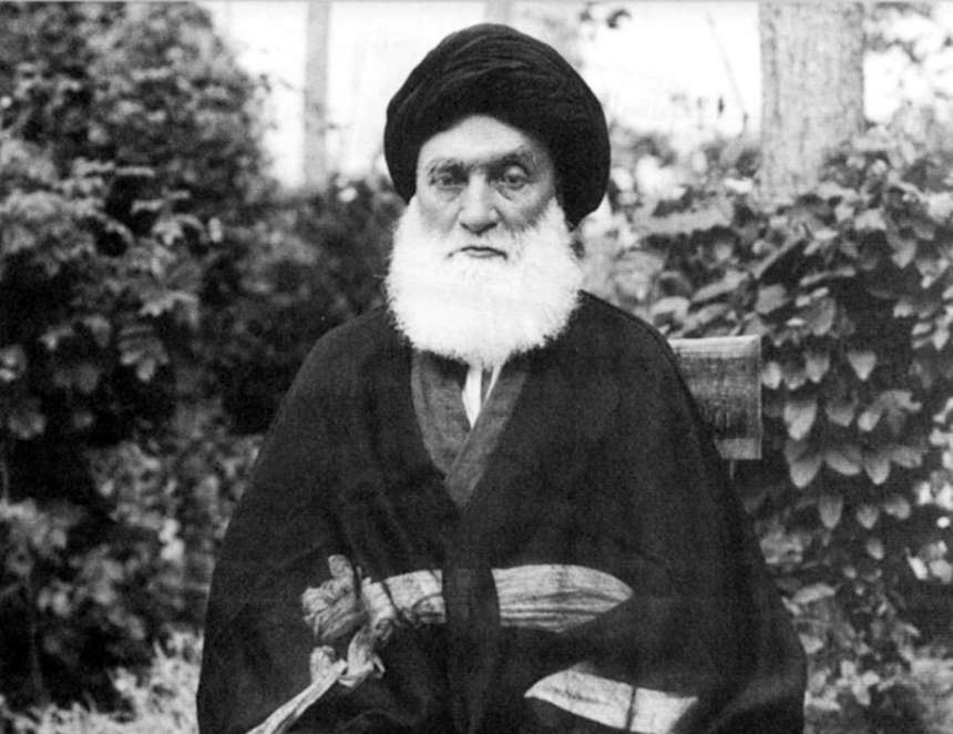 ابلاغ پیامهای آیتالله العظمی بروجردی به محمدرضا پهلوی