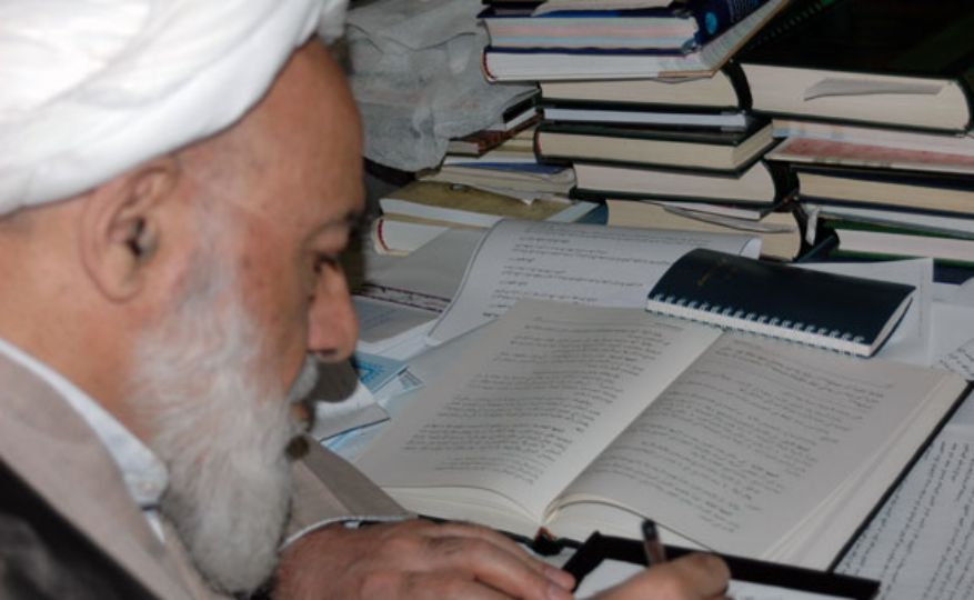 گفتوگوی یک انسانشناس فرانسوی با آیتالله گرامی قمی دربارهی استخاره