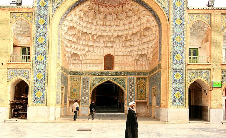 مروری بر حیات سیاسی حوزه علمیه قم تا دوره زعامت آیتالله حائرییزدی