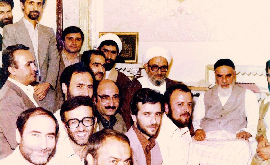 امام گفت: از آقای بروجردی تقلید کنید